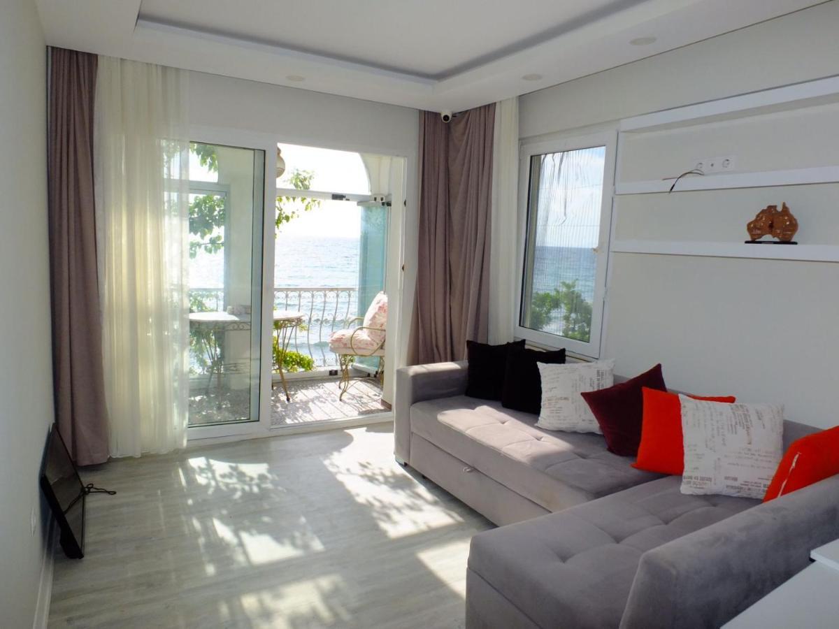 Yilanci Burnu,kusadasi Kuşadası